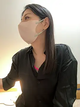 akimix xoxo online show from December 2, 2025, 3:18 pm