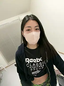 akimix xoxo online show from March 3, 2026, 9:37 am