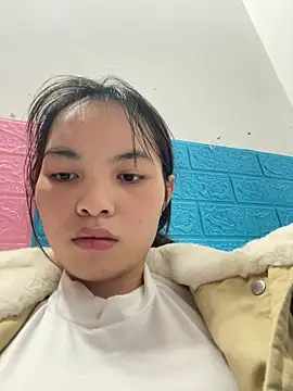 Tina x online show from December 17, 2025, 5:35 am