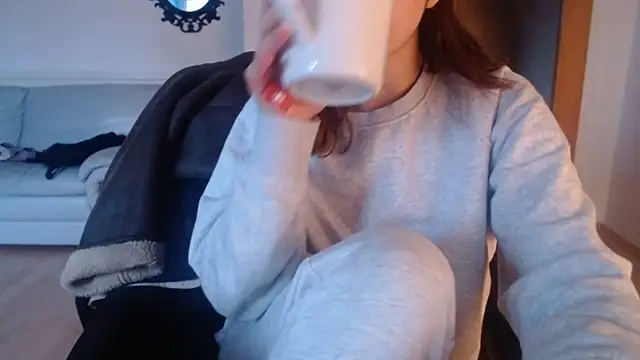 bellefleurrr online show from November 18, 2025, 3:05 pm