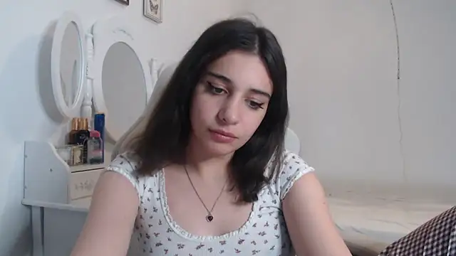 bellefleurrr online show from May 29, 2026, 7:01 pm