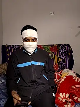 Heena-143 online show from November 17, 2025, 5:30 pm