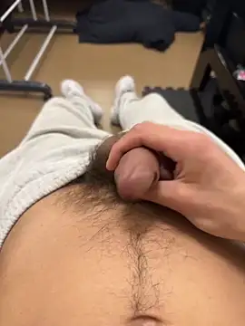 findomhot online show from March 15, 2026, 8:26 pm