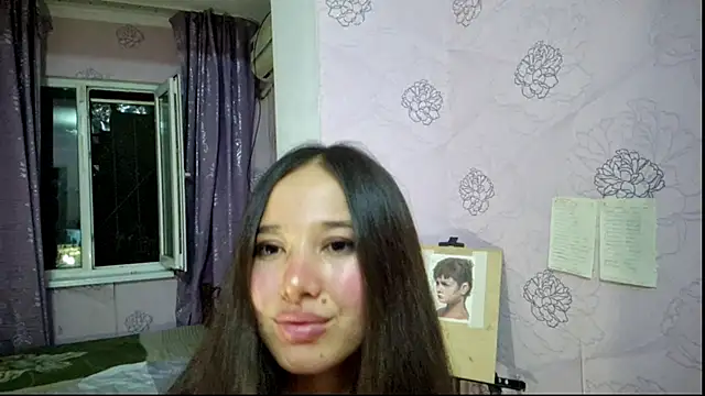 Snapshot of LumiHeart chatting on October 29, 2025, 4:53 pm LumiHeart online show from October 29, 2025, 4:53 pm