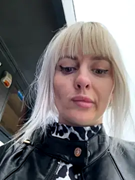 blondegirlx online show from December 21, 2025, 10:44 am