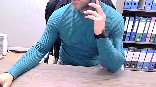 Evasionee online show from January 5, 2026, 5:27 pm