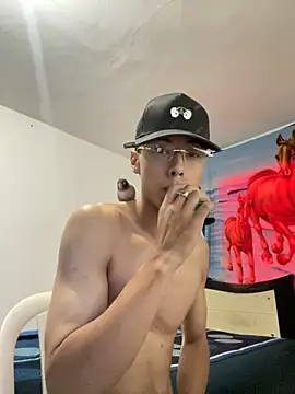 Snapshot of -andres-07 chatting on October 24, 2025, 4:36 pm -andres-07 online show from October 24, 2025, 4:36 pm