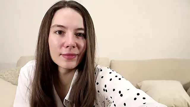 Petalwren online show from December 20, 2025, 11:39 am