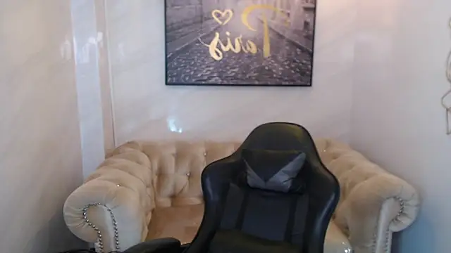 Afrodita Wild v online show from April 15, 2026, 1:18 pm