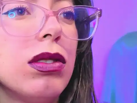 Snapshot of zylla_storn chatting on February 11, 2026, 8:19 am zylla storn online show from February 11, 2026, 8:19 am