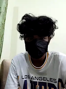 Snapshot of kriZ08 chatting on March 1, 2026, 4:36 am kriZ08 online show from March 1, 2026, 4:36 am