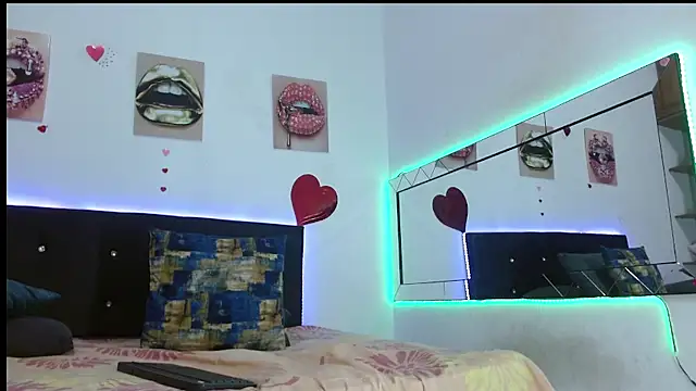 antonella pink2 online show from January 11, 2026, 3:06 pm