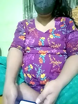 Snapshot of Nupur-00 chatting on November 14, 2025, 8:40 pm Nupur-00 online show from November 14, 2025, 8:40 pm