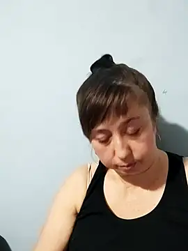 MaryKiki5619 online show from November 6, 2025, 6:31 pm