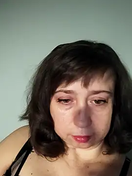 Snapshot of MaryKiki5619 chatting on February 1, 2026, 7:34 pm MaryKiki5619 online show from February 1, 2026, 7:34 pm