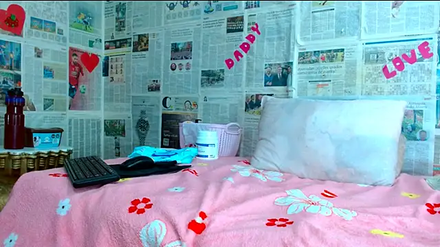 Snapshot of hexaravagina22 chatting on January 13, 2026, 6:35 pm hexaravagina22 online show from January 13, 2026, 6:35 pm