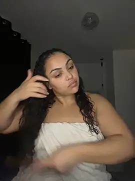 CaramelCarmenxox online show from December 4, 2025, 10:18 pm