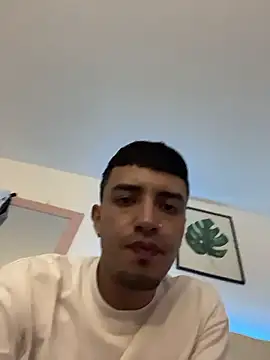 BIJOU SECRET online show from January 11, 2026, 5:01 am