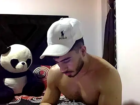 Snapshot of Niko_Steel chatting on October 25, 2025, 4:31 am Niko Steel online show from October 25, 2025, 4:31 am