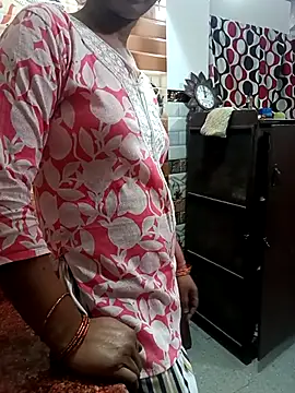 Janvi kapor online show from October 30, 2025, 6:26 am