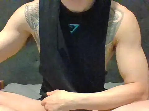 Snapshot of jaydenasiantattoo chatting on November 3, 2025, 1:23 pm jaydenasiantattoo online show from November 3, 2025, 1:23 pm