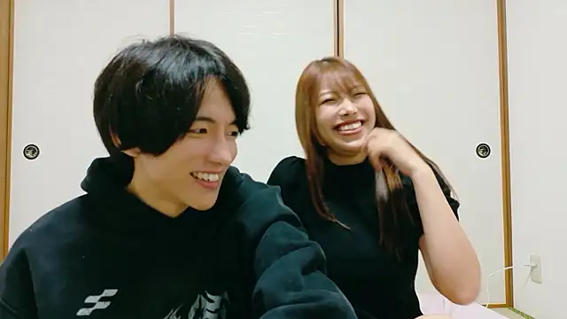 Snapshot of Yuzuha_chan chatting on October 30, 2025, 2:51 pm Yuzuha chan online show from October 30, 2025, 2:51 pm