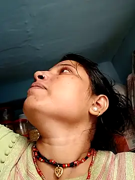 Snapshot of Sabhana_cuty chatting on November 17, 2025, 3:56 am Sabhana cuty online show from November 17, 2025, 3:56 am