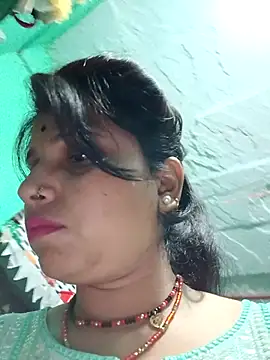 Snapshot of Sabhana_cuty chatting on December 2, 2025, 9:32 pm Sabhana cuty online show from December 2, 2025, 9:32 pm