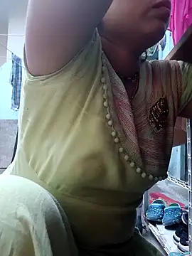 Snapshot of Sabhana_cuty chatting on December 17, 2025, 11:05 am Sabhana cuty online show from December 17, 2025, 11:05 am