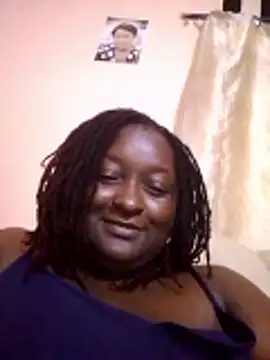 SweetestDIP online show from October 28, 2025, 6:39 am