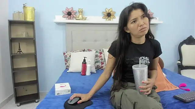 tammy sex25 online show from May 20, 2026, 11:16 am