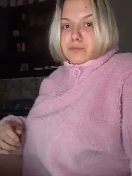 Snapshot of Kristal_Morgen chatting on October 25, 2025, 9:53 pm Kristal Morgen online show from October 25, 2025, 9:53 pm