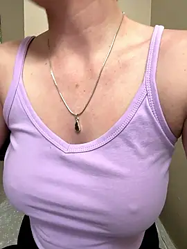 CreamedKitten online show from January 8, 2026, 4:31 pm