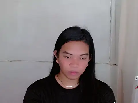 lovely selena online show from October 26, 2025, 1:11 am