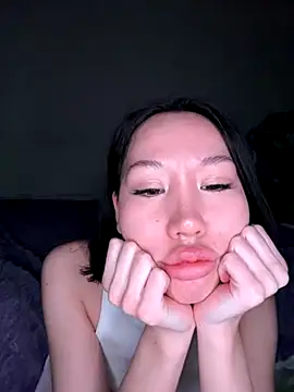 Ninashinaak online show from November 14, 2025, 10:18 pm