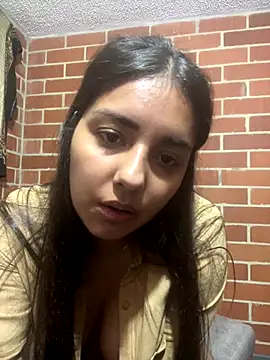 Au-rora online show from November 4, 2025, 4:55 am