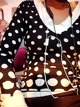 Hot-Rubyy online show from December 2, 2025, 3:51 pm