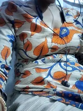 Hot-Rubyy online show from March 28, 2026, 3:00 pm