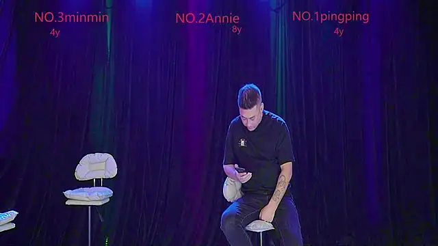 Snapshot of forever_003 chatting on October 30, 2025, 11:22 am forever 003 online show from October 30, 2025, 11:22 am