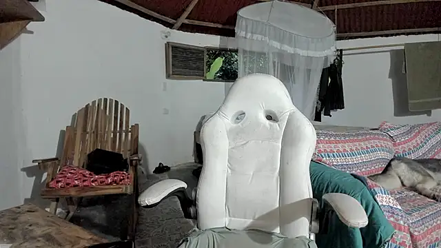 Snapshot of sxnherbs chatting on November 14, 2025, 10:47 am sxnherbs online show from November 14, 2025, 10:47 am