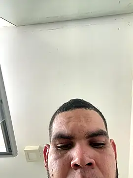 Snapshot of horusdavid10 chatting on October 26, 2025, 4:24 pm horusdavid10 online show from October 26, 2025, 4:24 pm