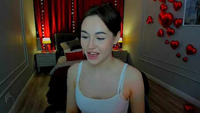 Snapshot of MakeYoueHappy chatting on February 15, 2026, 3:36 am MakeYoueHappy online show from February 15, 2026, 3:36 am