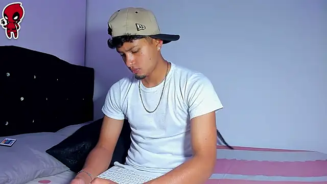 Dominic King online show from March 1, 2026, 2:13 am