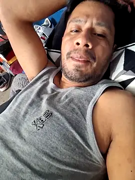 Snapshot of sanz957 chatting on February 21, 2026, 11:28 pm sanz957 online show from February 21, 2026, 11:28 pm