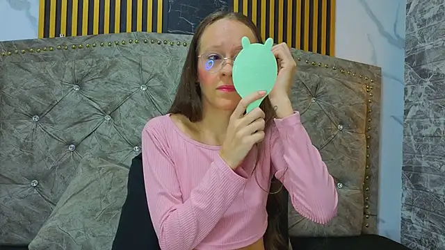 Salome cruxx online show from March 21, 2026, 11:59 am