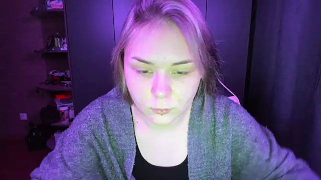 Snapshot of sophia_lix chatting on November 8, 2025, 2:06 pm sophia lix online show from November 8, 2025, 2:06 pm