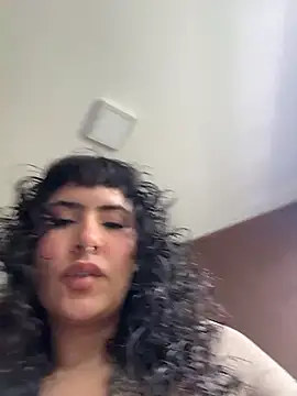 SugarTroubl33 online show from February 28, 2026, 1:45 pm