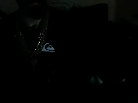 Snapshot of giovanift111 chatting on November 13, 2025, 10:08 pm giovanift111 online show from November 13, 2025, 10:08 pm