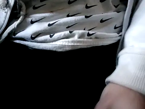 Snapshot of giovanift111 chatting on November 21, 2025, 7:23 pm giovanift111 online show from November 21, 2025, 7:23 pm