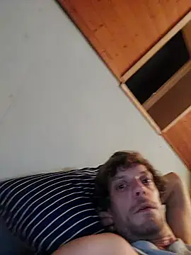 Snapshot of nudeshowfeet chatting on October 27, 2025, 6:39 am nudeshowfeet online show from October 27, 2025, 6:39 am